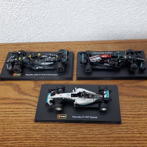 Collectible - Bburago 1:43 Size Formula 1 Model Cars - Lot of 3 - Picture 1 of 12